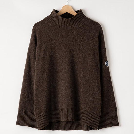Margot Turtle WP – Brown Melange – Kleiderbügelaufnahme