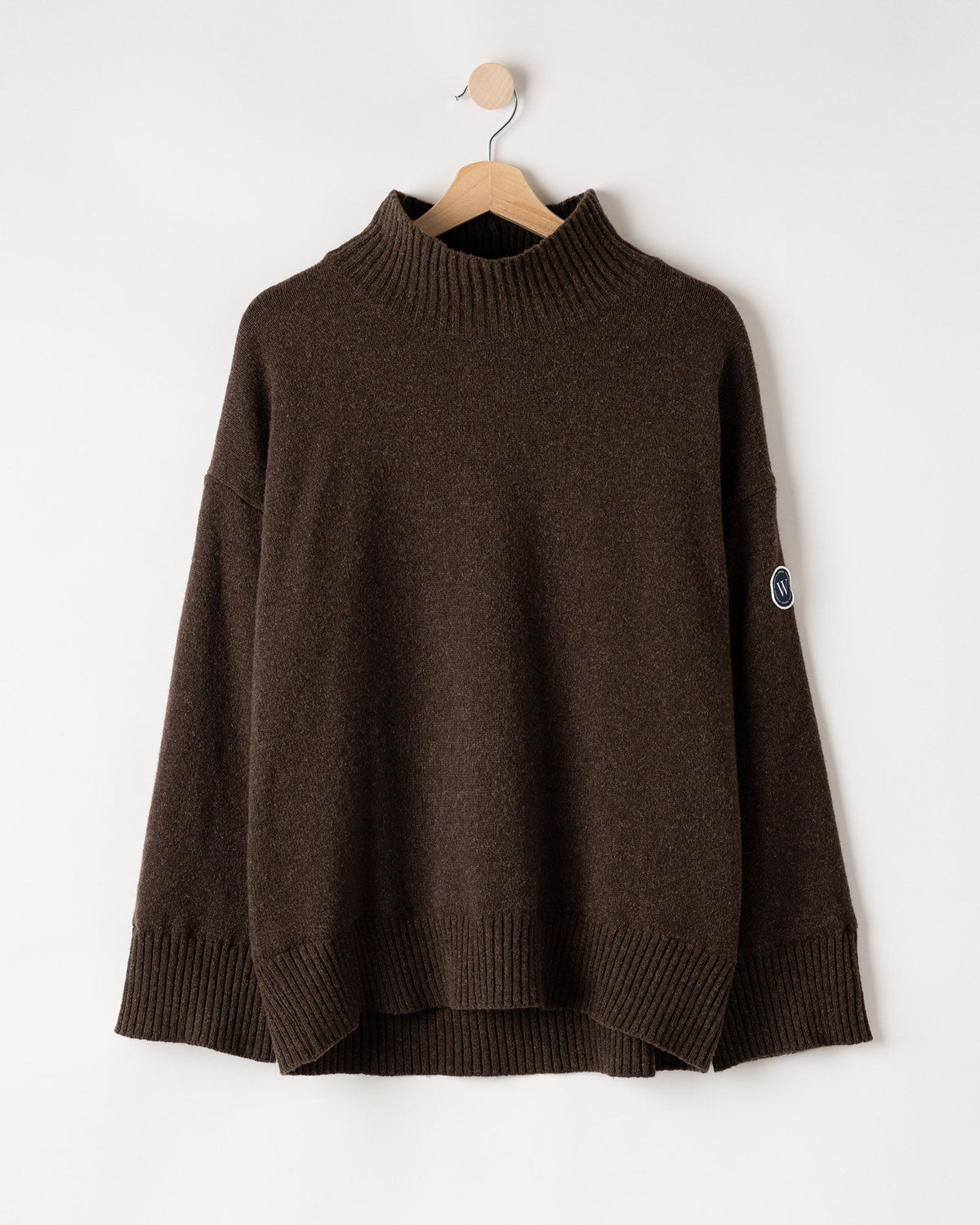 Margot Turtle WP – Brown Melange – Kleiderbügelaufnahme