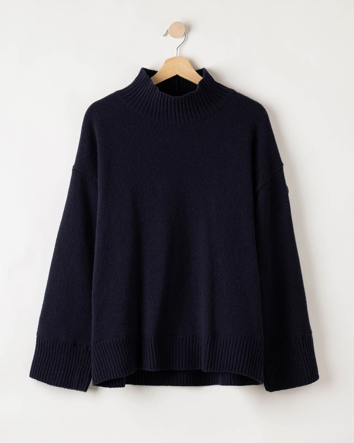 Margot Turtle WP – Navy – Kleiderbügelaufnahme