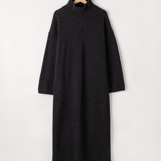 Viveka Dress – Black Melange – Kleiderbügelaufnahme