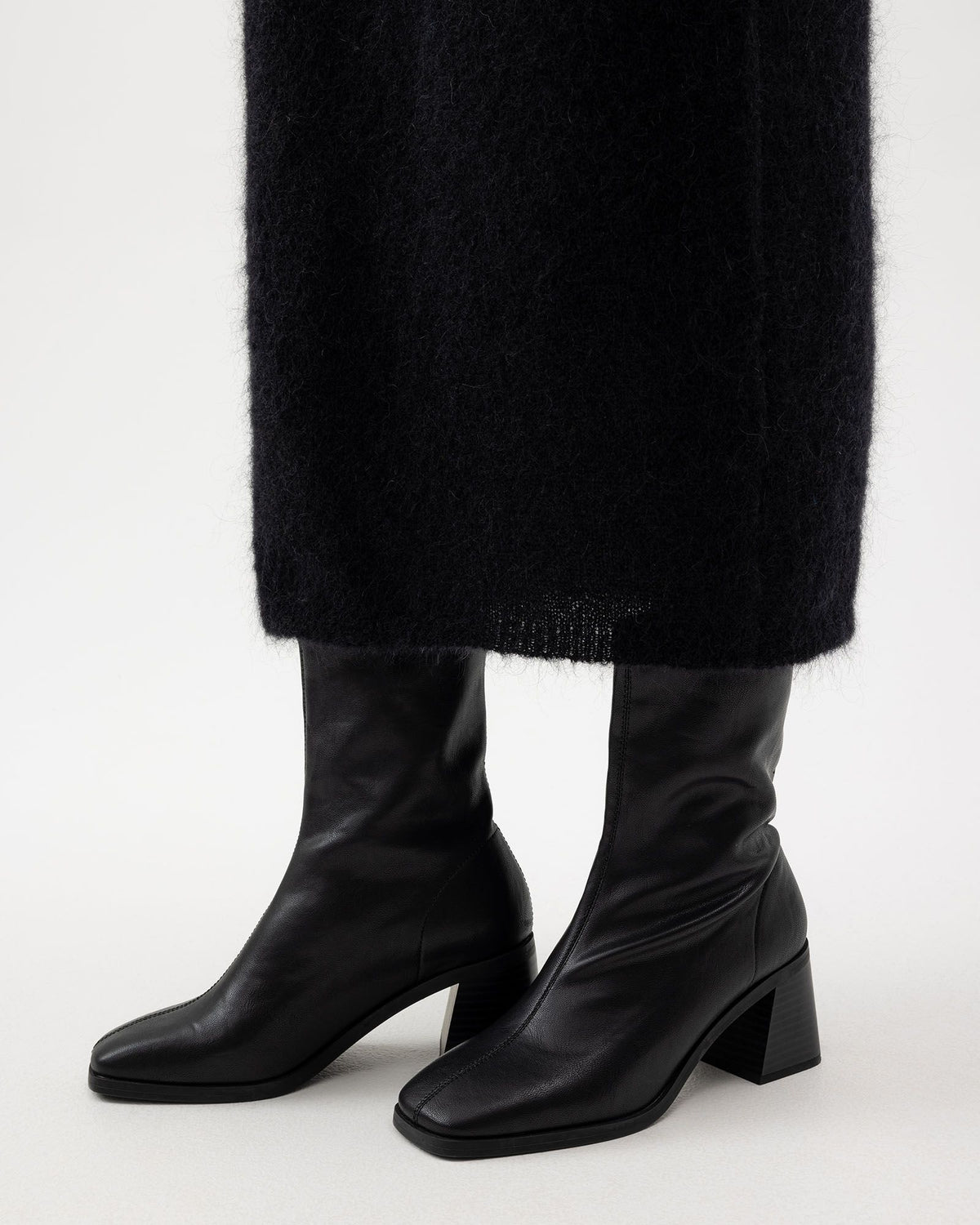 Tindra Skirt – Black – Herstelleransicht