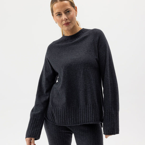 Kristina Raglan – Black Melange – Herstelleransicht