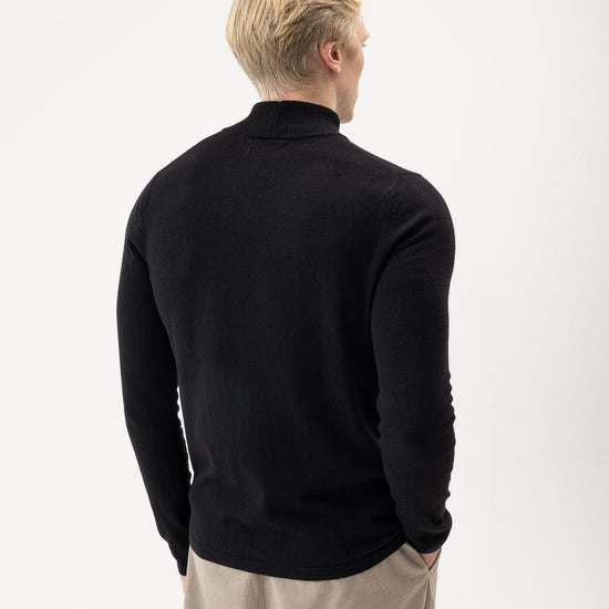 Chris Rollneck – Black – Herstelleransicht