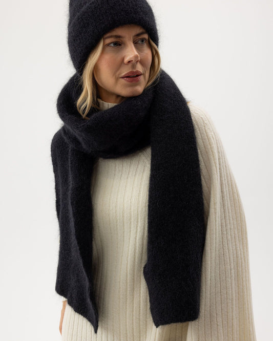 Sturkö Scarf – Black – Herstelleransicht